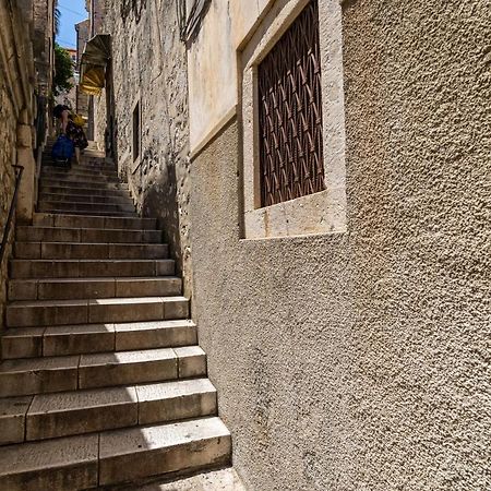Apartment Swan - Dubrovnik Old Town エクステリア 写真